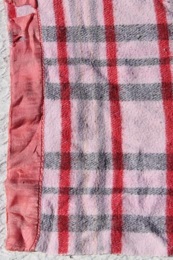 photo of retro vintage plaid camp blankets for camping, tailgating, cabin bunk blankets #7