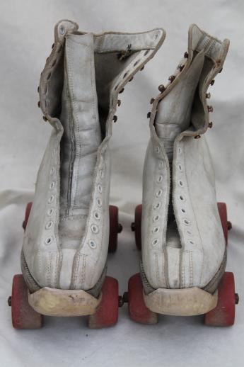 photo of retro vintage roller skates w/ leather boots, very rough, great garden flower planters! #2