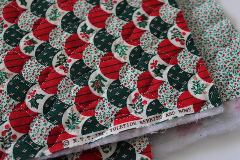 photo of reversible prints cotton fabric quilted poly fill, Christmas red & green print #2