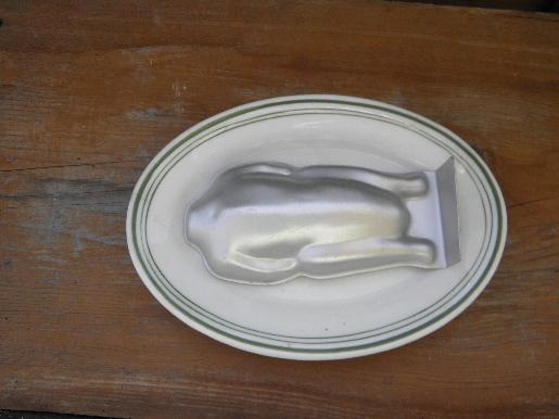photo of roast turkey shape butter mold for Thanksgiving, vintage aluminum #3