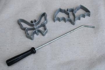 catalog photo of rosette iron molds w/ handle, make quirky cookies with bat and butterfly shapes for deep frying 