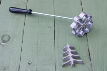 catalog photo of rosette iron molds w/ handle, traditional flower & Christmas tree shapes for holiday cookies 