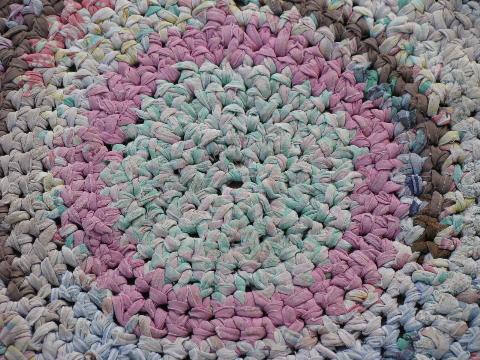 photo of round vintage 1930's cotton rag rug, hand-crocheted #2