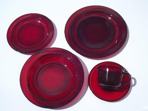photo of ruby red Arcoroc glass dishes, plates, cups, soup bowls #3