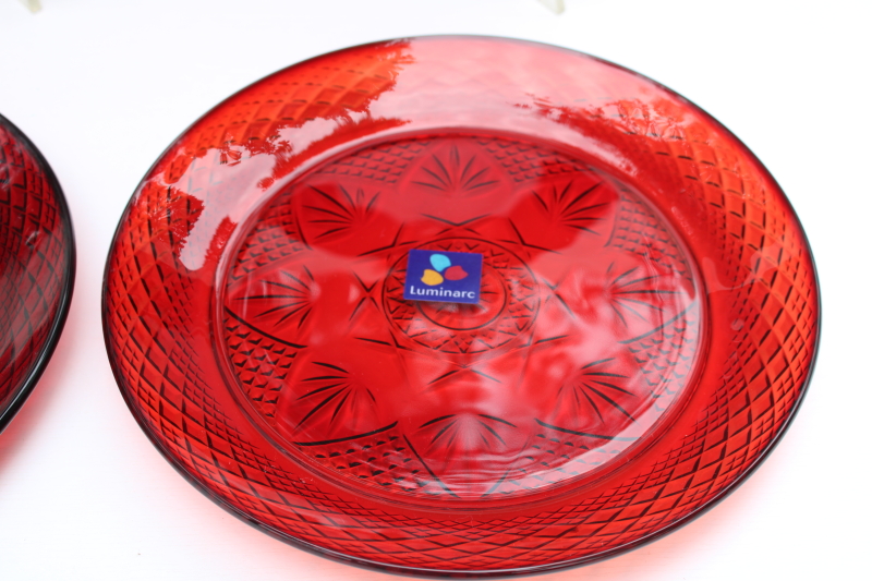 photo of  ruby red antique pattern Cristal d'Arques Arcoroc dinner plates, set of 4  #2