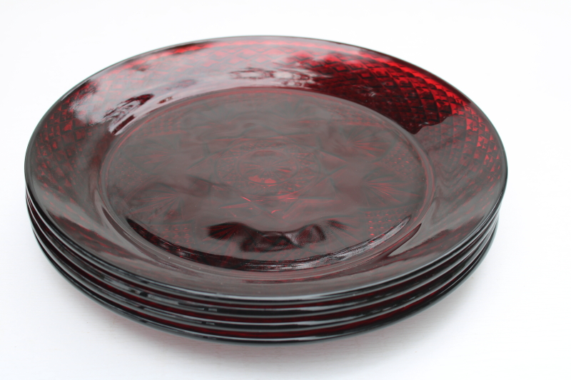photo of  ruby red antique pattern Cristal d'Arques Arcoroc dinner plates, set of 4  #6