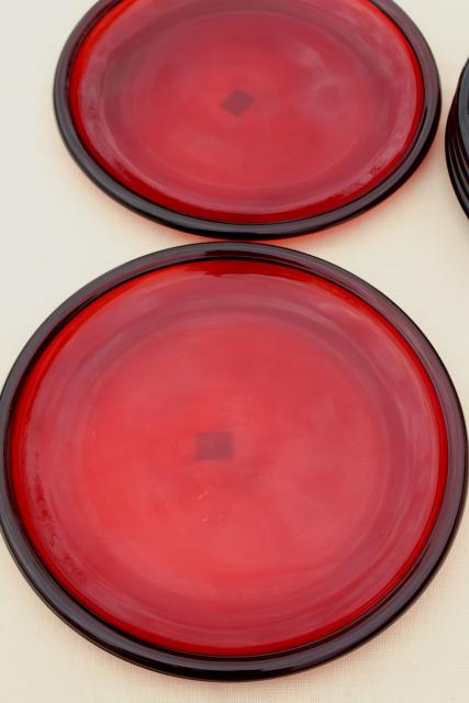 photo of ruby red glass dinner buffet plates, Arcoroc Cocoon pattern w/ Crate & Barrel label #4