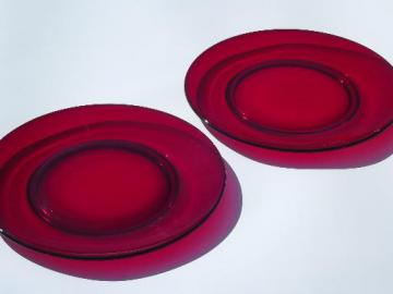 catalog photo of ruby red glass serving or dinner plates, vintage Duncan & Miller?