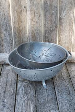 catalog photo of rustic farmhouse vintage metal colander bowls, star pattern strainer baskets 