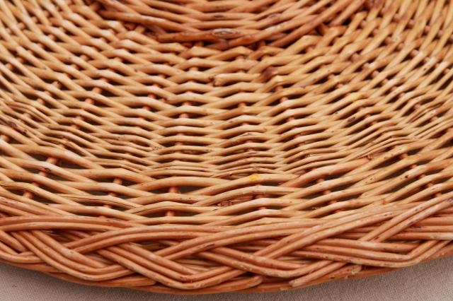 photo of rustic natural wicker basket tray, serving tray w/ handles, holds a large deli platter or pizza #7