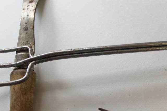 photo of rustic old toasting forks & unusual meat fork, antique vintage kitchen utensils #4