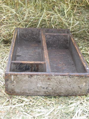 photo of rustic old wood tool tote box / garden carrier, vintage farm primitive #4