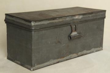 catalog photo of rustic storage box w/ hinged lid, vintage galvanized zinc metal industrial toolbox