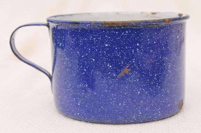 photo of rustic vintage blue spatter enamelware camp cooking pot, one cup tiny teapot mug w/ lid #9