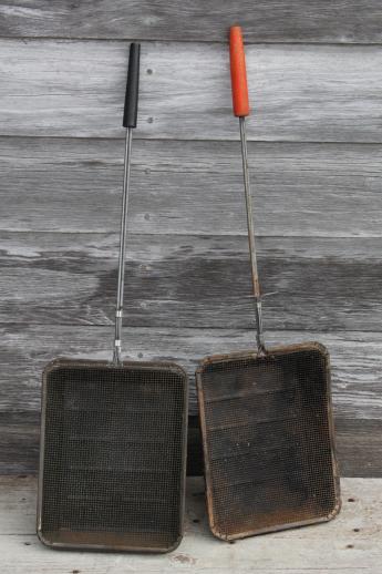 photo of rustic vintage campfire popcorn poppers, wire basket corn popper w/ wood handle #1