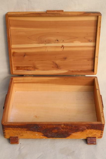 photo of rustic vintage cedar wood keepsake boxes, shabby chic cottage print jewelry boxes #2