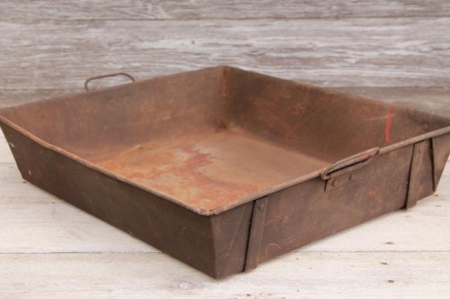 photo of rustic vintage heavy steel pan w/ tray handles, antique steampunk industrial decor #1