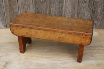 catalog photo of rustic vintage pine bench, doll size stool or rustic table, plant stand or riser