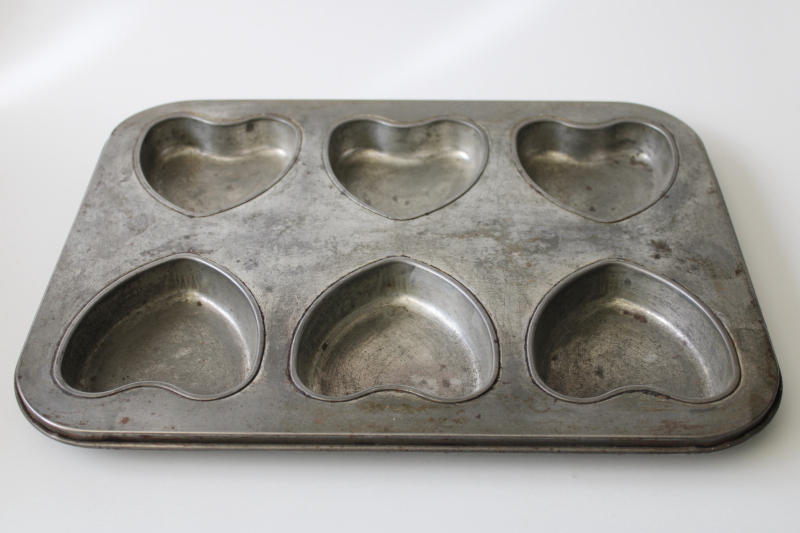 photo of rustic vintage tinned steel baking pan mini hearts mold country primitive #1