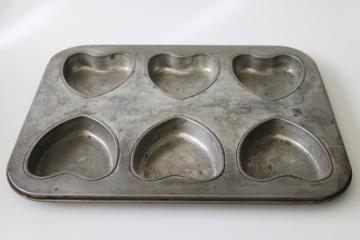 catalog photo of rustic vintage tinned steel baking pan mini hearts mold country primitive