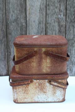 catalog photo of rusty crusty old tin picnic baskets or sand buckets, vintage metal toy lunch boxes w/ handles 
