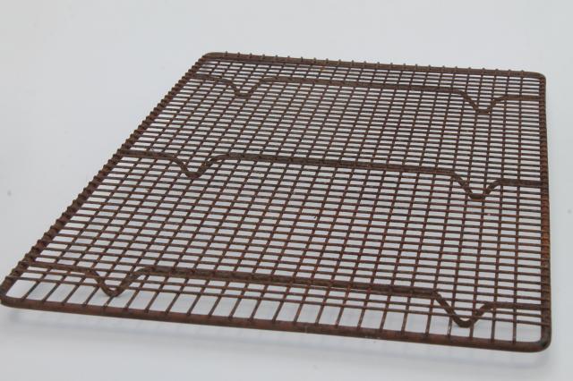 photo of rusty old antique wire cooling rack, primitive vintage kitchen tool photo prop #2