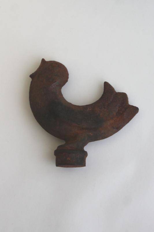 photo of rusty old cast iron song bird, decorative finial or windmill weight ornament? #1