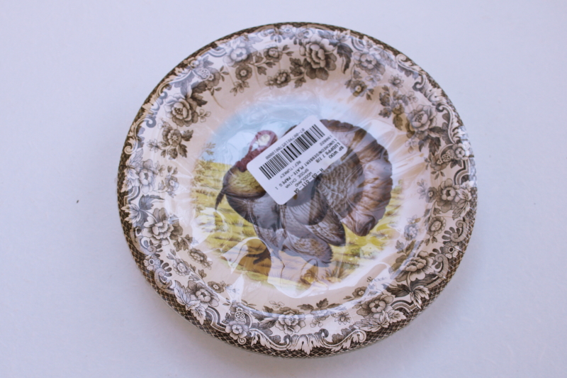 photo of sealed Gibson paper plates, Spode Woodland Thanksgiving turkey pattern #1