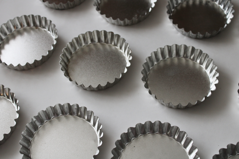 photo of set of 12 fluted tin pastry molds, tiny tartlet quiche or tart baking pans #6