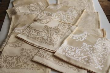 set of 12 never used vintage cotton rayon damask napkins, soft pale mustard gold yellow 