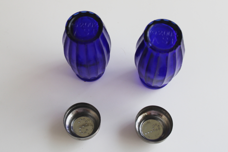 photo of set of cobalt blue glass S&P shakers vintage reproduction ribbed jars w/ metal lids  #3