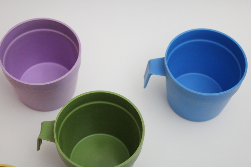 photo of set of eight 1970s vintage plastic mugs, margarine cups in rainbow colors collection #5