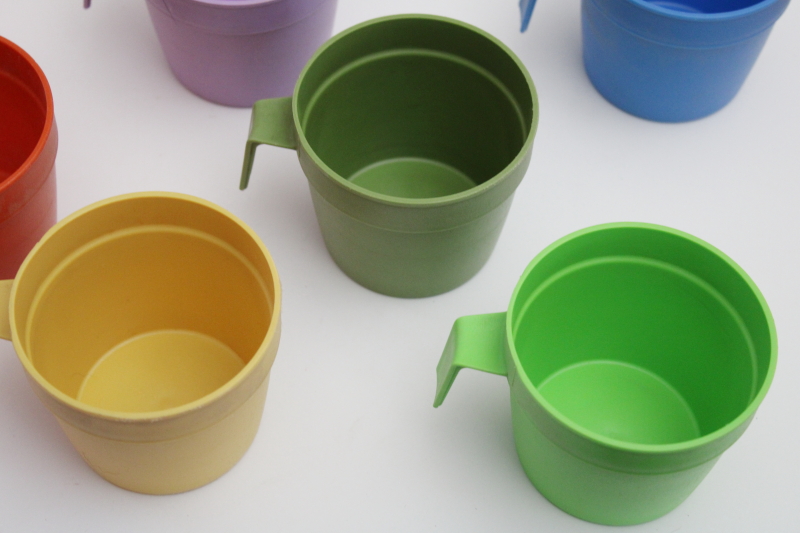 photo of set of eight 1970s vintage plastic mugs, margarine cups in rainbow colors collection #6