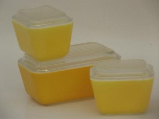 photo of set of primary yellow vintage Pyrex glass refrigerator box containers #1