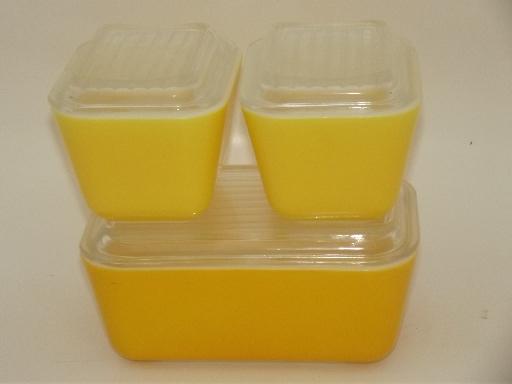 photo of set of primary yellow vintage Pyrex glass refrigerator box containers #2