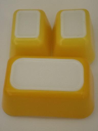 photo of set of primary yellow vintage Pyrex glass refrigerator box containers #6