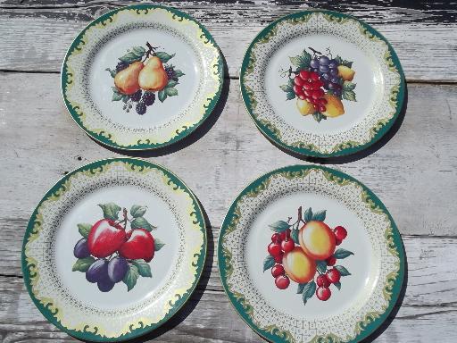 photo of set of vintage Daher style toleware plates, tole metal plates w/ fruit #1