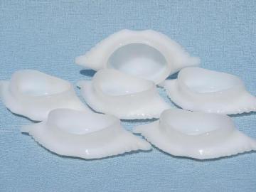 catalog photo of set vintage Glasbake white glass crab dishes, ramekins or for salad