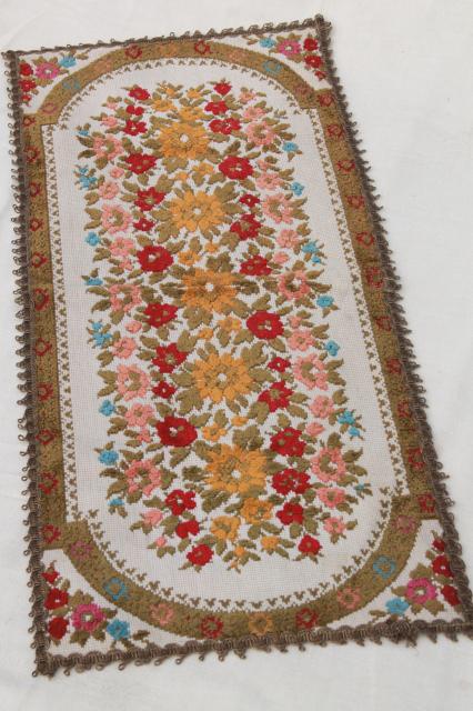 photo of shabby chic cottage flowers vintage Belgian tapestry table runner, Muylle Belgium label #2