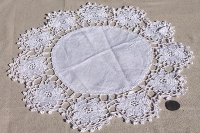 photo of shabby chic vintage lace doilies & centerpieces, crochet doily lot #16