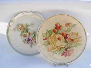 catalog photo of shabby cottage chic pansy & rose florals, antique china plates, early 1900s