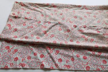 catalog photo of shabby faded vintage cotton feed sack fabric, red rose floral print w/ gray, mint green 