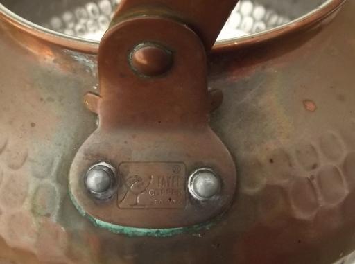 photo of shabby old copper teakettle, tea kettle pot w/ blue & white china handle #9