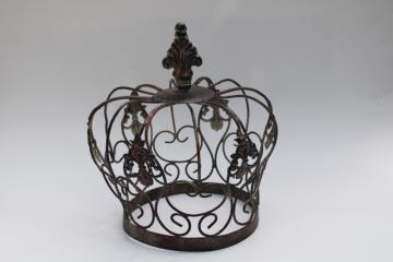 shabby vintage French chic style distressed metal wire crown, large objet d'art