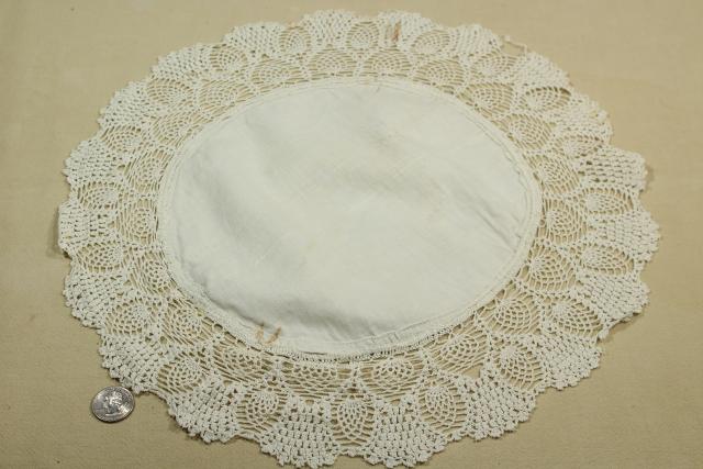 photo of shabby vintage doily lot, lace trimmed linen table mats & centerpieces w/ crochet edgings #10