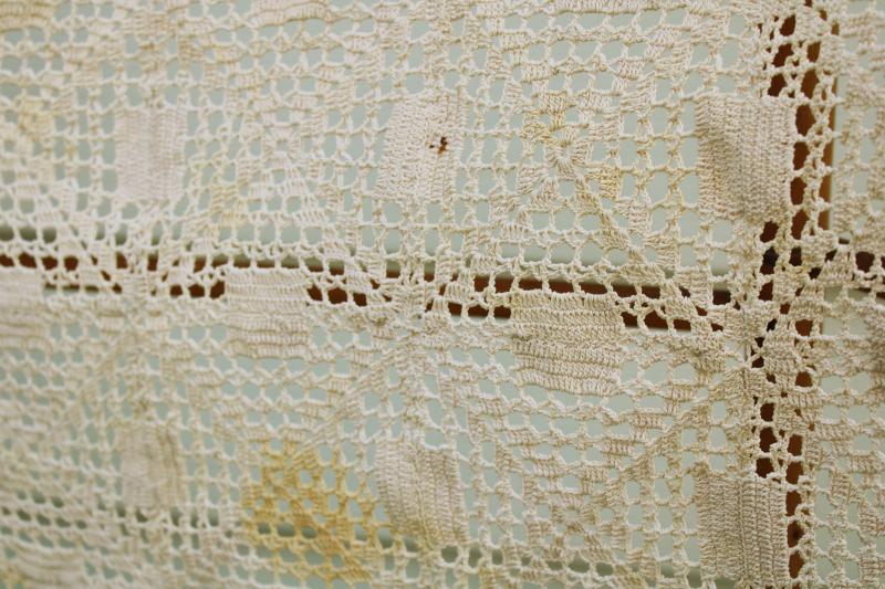 photo of shabby vintage handmade crochet lace tablecloth w/ art deco square motifs #5