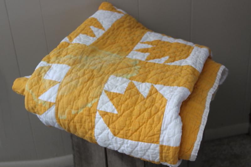 photo of shabby vintage hand-stitched bear paw pattern quilt, mustard gold & white cotton #15