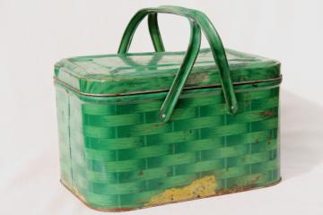 catalog photo of shabby vintage tin picnic hamper w/ handles, basket weave litho print in retro green