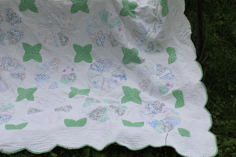photo of shabby worn antique patchwork quilt, hand stitched dresden plate pattern old cotton prints 1930s vintage  #2