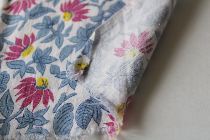 photo of shabby yellowed vintage cotton feed sack fabric, floral print plum daisies w/ blue  #3